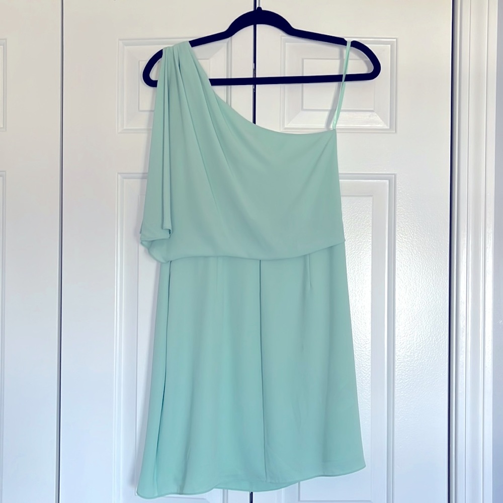BCBG Maxazria dress size 6